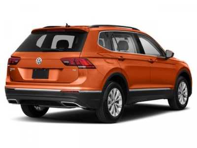 2019 Volkswagen Tiguan, $16998. Photo 2