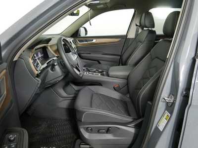 2025 Volkswagen Atlas, $46982. Photo 5