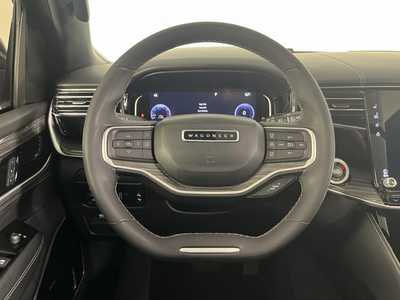 2022 Jeep Wagoneer, $0. Photo 12