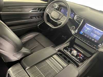 2022 Jeep Wagoneer, $0. Photo 9
