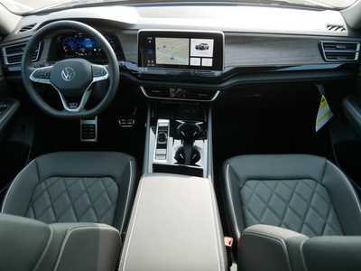 2025 Volkswagen Atlas, $49356. Photo 10