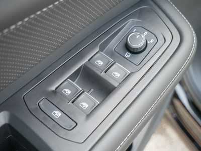 2025 Volkswagen Atlas, $49356. Photo 8