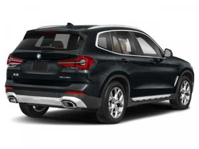 2022 BMW X3, $35000. Photo 2