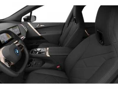 2022 BMW iX, $46998. Photo 12