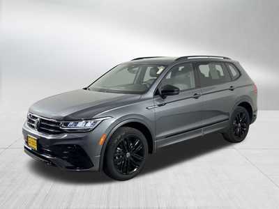 2022 Volkswagen Tiguan, $25998. Photo 10