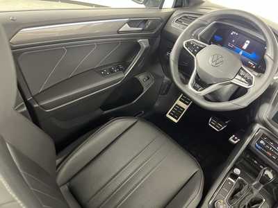 2022 Volkswagen Tiguan, $25998. Photo 5
