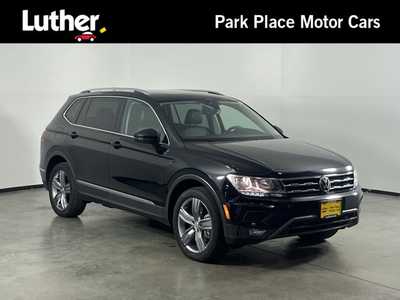 2021 Volkswagen Tiguan, $21498. Photo 1
