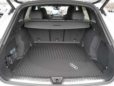 2025 Audi SQ5, $69365. Photo 7