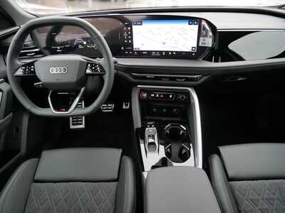 2025 Audi SQ5, $69365. Photo 8