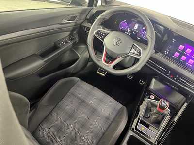 2024 Volkswagen Golf, $30998. Photo 9