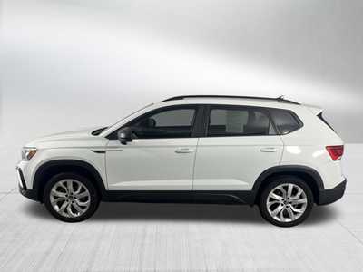 2023 Volkswagen Taos, $0. Photo 4