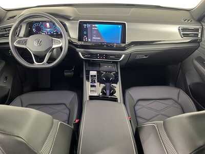 2025 Volkswagen Atlas, $39498. Photo 10