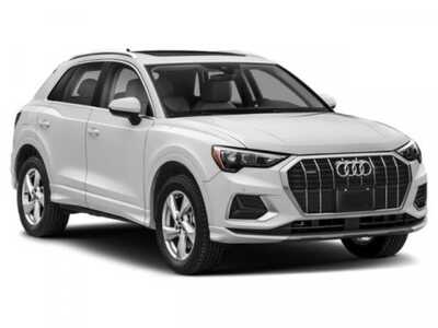 2022 Audi Q3, $27998. Photo 9