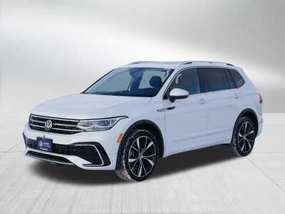 2023 Volkswagen Tiguan, $0. Photo 3