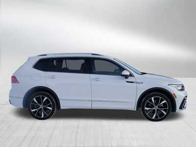 2023 Volkswagen Tiguan, $0. Photo 8