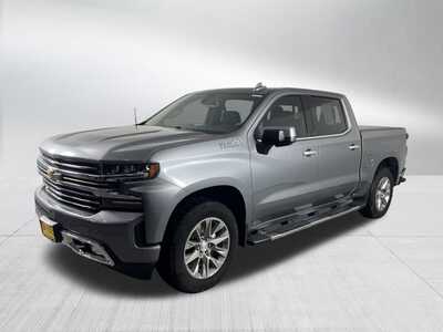 2022 Chevrolet 1500 Crew Cab, $46498. Photo 3