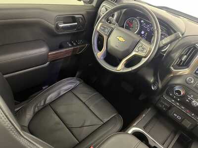 2022 Chevrolet 1500 Crew Cab, $45000. Photo 9