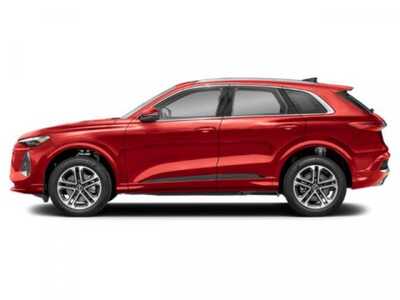 2025 Audi Q5, $60630. Photo 3