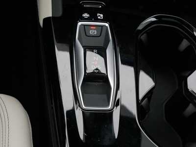 2025 Audi Q5, $59430. Photo 9