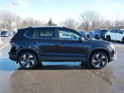2026 Volkswagen Taos, $33872. Photo 3