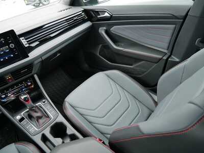 2025 Volkswagen Jetta, $28498. Photo 11