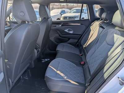 2026 Volkswagen Tiguan, $44946. Photo 5