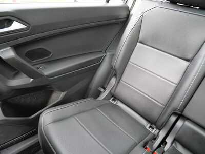 2021 Volkswagen Tiguan, $19198. Photo 12