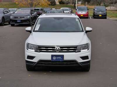 2021 Volkswagen Tiguan, $19198. Photo 2