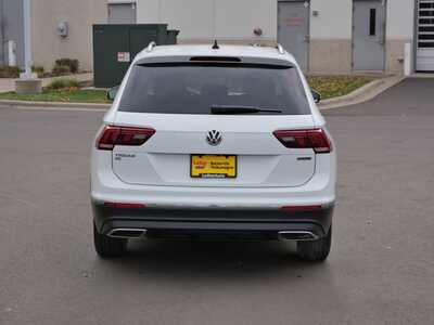 2021 Volkswagen Tiguan, $19198. Photo 6