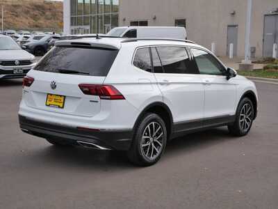 2021 Volkswagen Tiguan, $19198. Photo 7