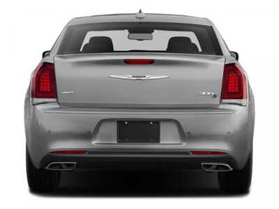 2018 Chrysler 300, $17998. Photo 8