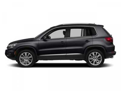 2016 Volkswagen Tiguan, $10000. Photo 3