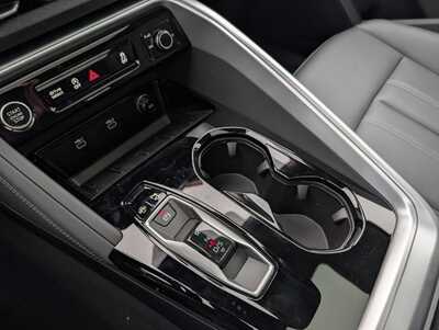 2025 Audi Q5, $56630. Photo 10