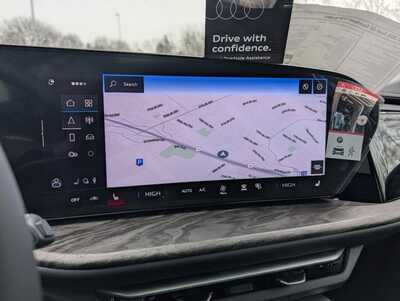 2025 Audi Q5, $56630. Photo 9