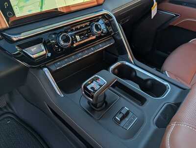 2026 Volkswagen Atlas, $44286. Photo 10