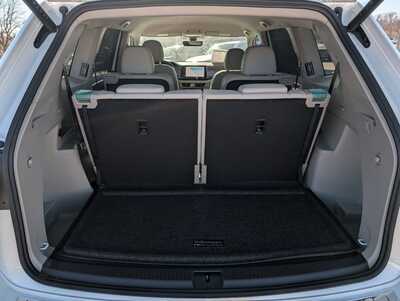 2026 Volkswagen Atlas, $44286. Photo 7