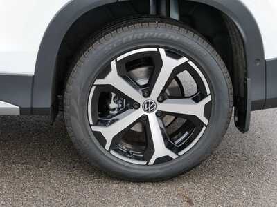 2026 Volkswagen Tiguan, $37286. Photo 4