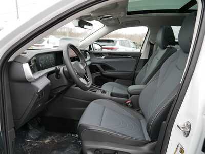 2026 Volkswagen Tiguan, $37286. Photo 5