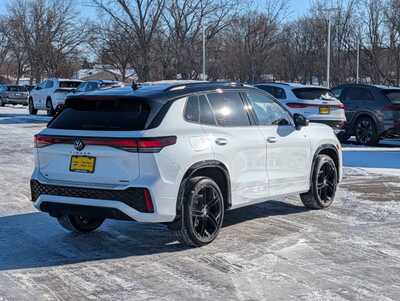 2026 Volkswagen Tiguan, $40731. Photo 2