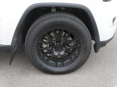 2021 Jeep Grand Cherokee, $25998. Photo 9