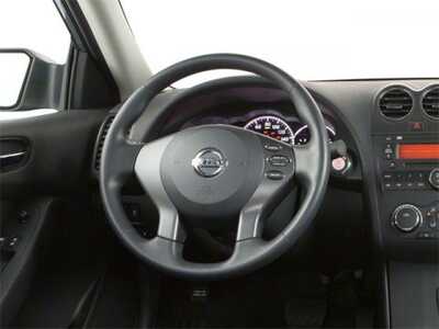 2010 Nissan Altima, $5998. Photo 9