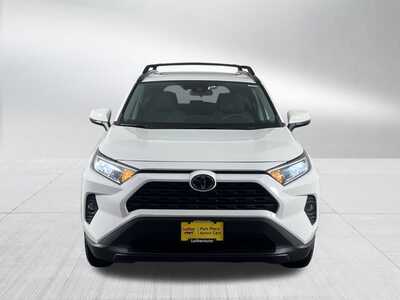 2021 Toyota RAV4, $25000. Photo 2