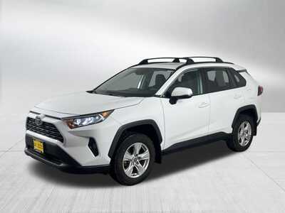 2021 Toyota RAV4, $25000. Photo 3