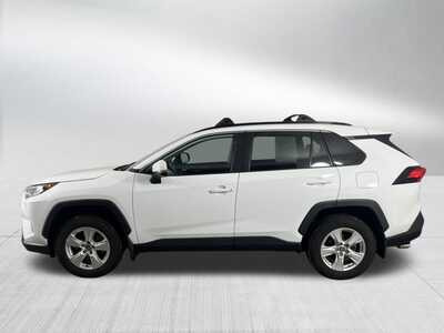 2021 Toyota RAV4, $25000. Photo 4