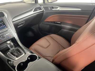 2016 Ford Fusion, $15000. Photo 11