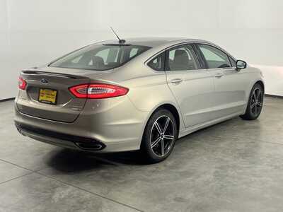 2016 Ford Fusion, $15000. Photo 7
