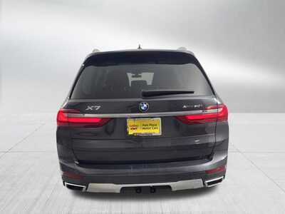 2019 BMW X7, $40000. Photo 6