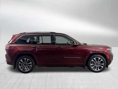 2023 Jeep Grand Cherokee, $33298. Photo 8