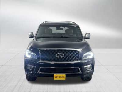 2017 Infiniti QX80, $20998. Photo 2