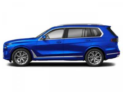 2026 BMW X7, $123065. Photo 3